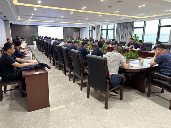 公司召開(kāi)安全、環(huán)保、職業(yè)衛(wèi)生工作會(huì)議 